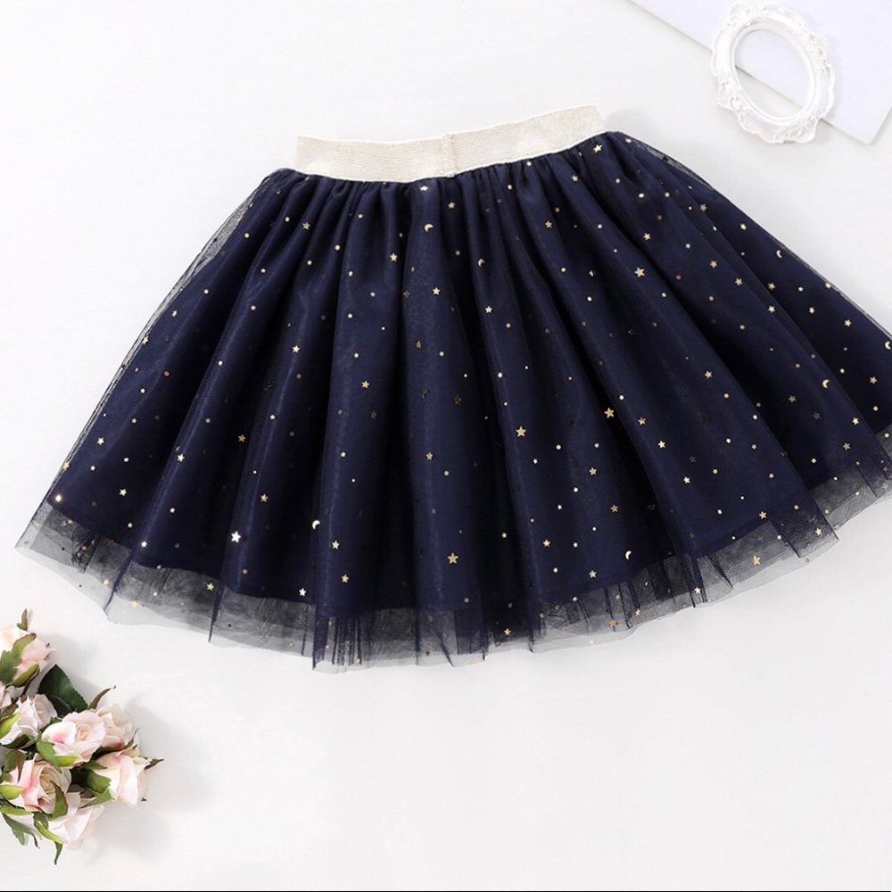 Navy blue tulle skirt sz 6-7